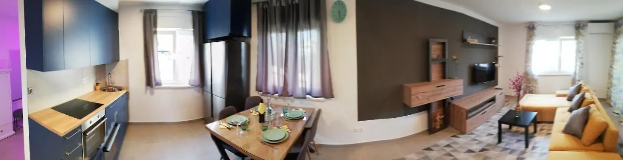 Apartment Nimaro Apartman, Okrug Gornji Trogir