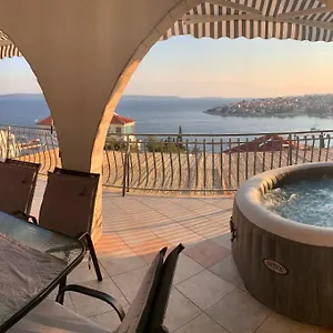 Mira Apartament